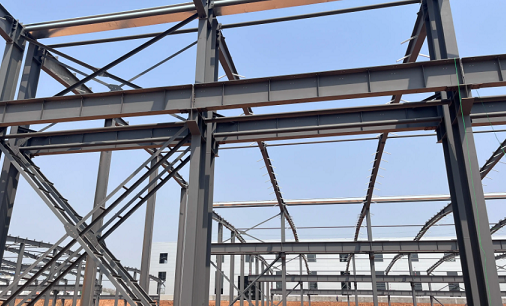 平凉浅谈钢结构柱子的拼接技巧?