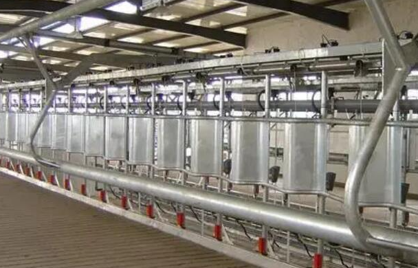 平凉钢结构- 别墅/商场/办公楼玻璃楼梯厂家!